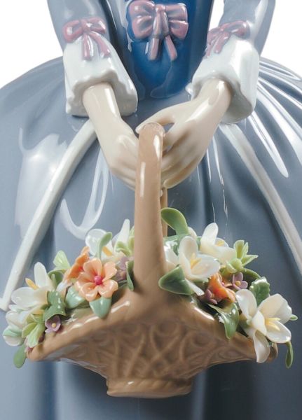 Lladro Garden Blossoms Woman