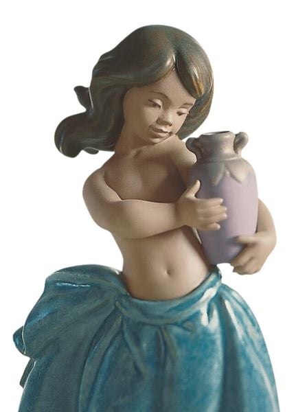 Lladro Spartan Water Girl Gres Figür 19 cm