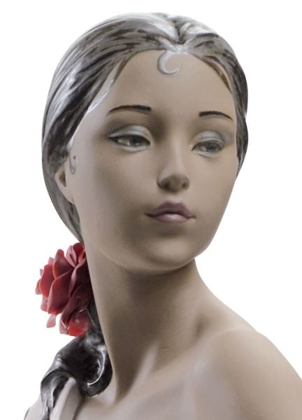 Lladro Nude With Shawl Woman