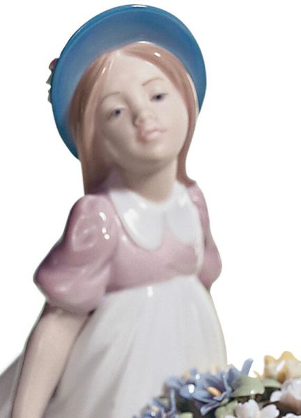 Lladro Love's Tender Tokens Girl Kız Figürü 23 cm