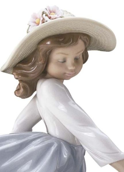 Lladro Puppy Parade Girl With Dogs