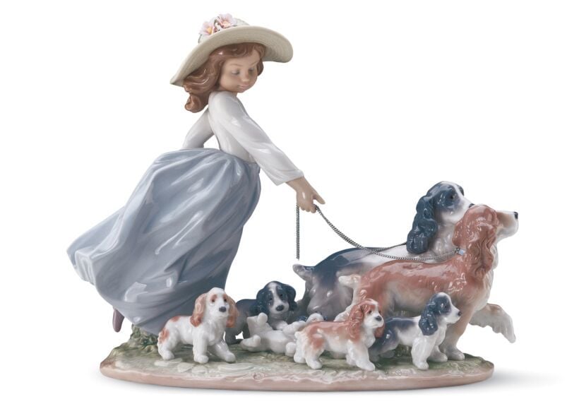 Lladro Puppy Parade Girl With Dogs