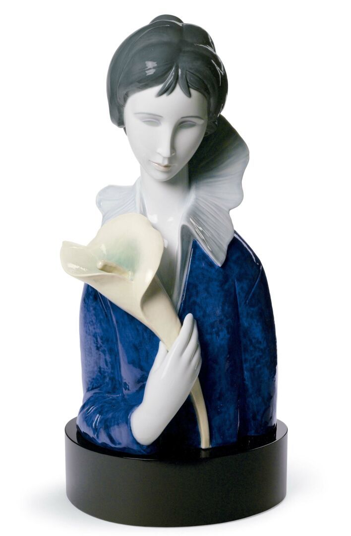 Lladro A Woman With Blue Eyes And Calla Lily Kadın Figürü 50 cm