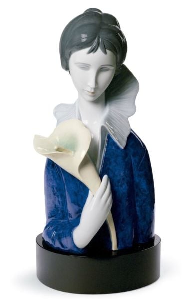 Lladro A Woman With Blue Eyes And Calla Lily Kadın Figürü 50 cm