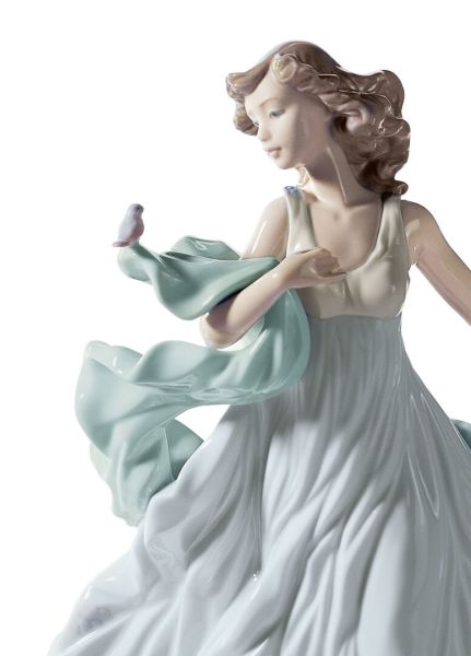 Lladro Summer Serenade Woman