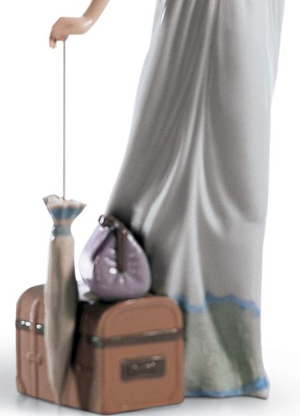 Lladro Travelling Companions Woman