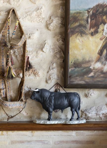Lladro İspanyol Boğa Heykeli 22 cm