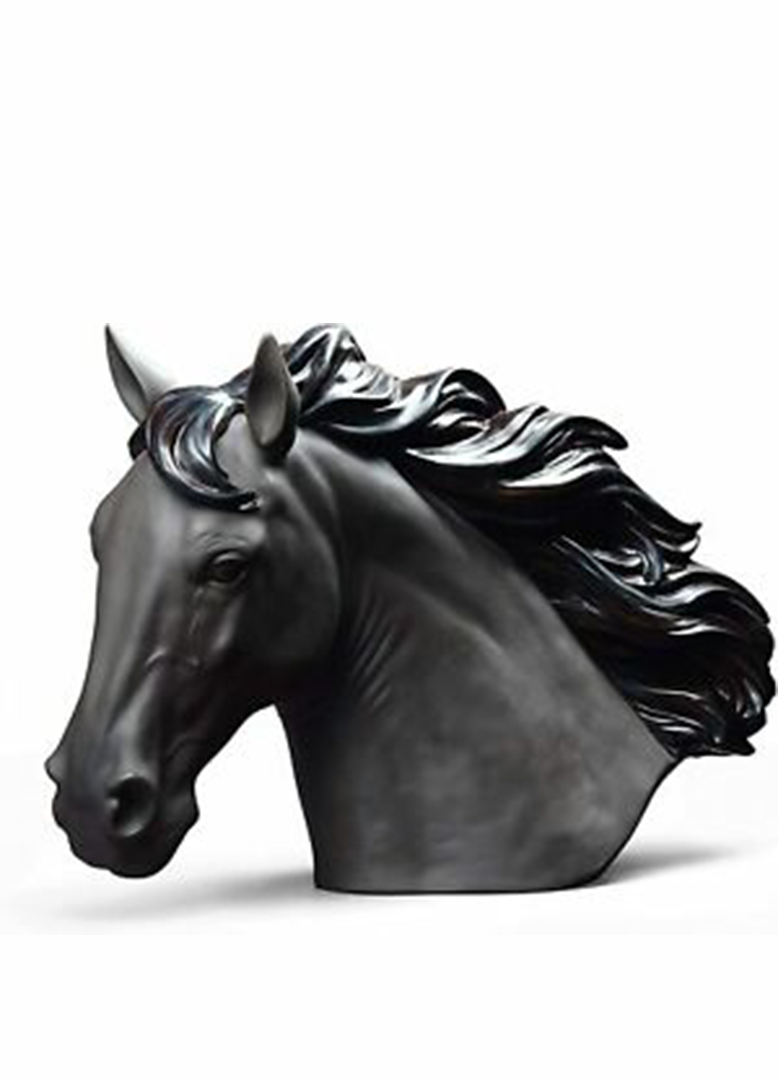 NAO- BUST OF HORSE (SİYAH AT BÜSTÜ)