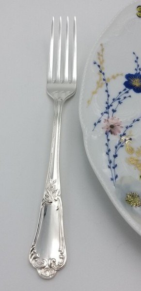 ZARAMELLA-FLORAL DESENLİ- 12 KİŞİLİK 76 PARÇA GÜMÜŞ KAPLAMA ÇATAL BIÇAK TAKIMI