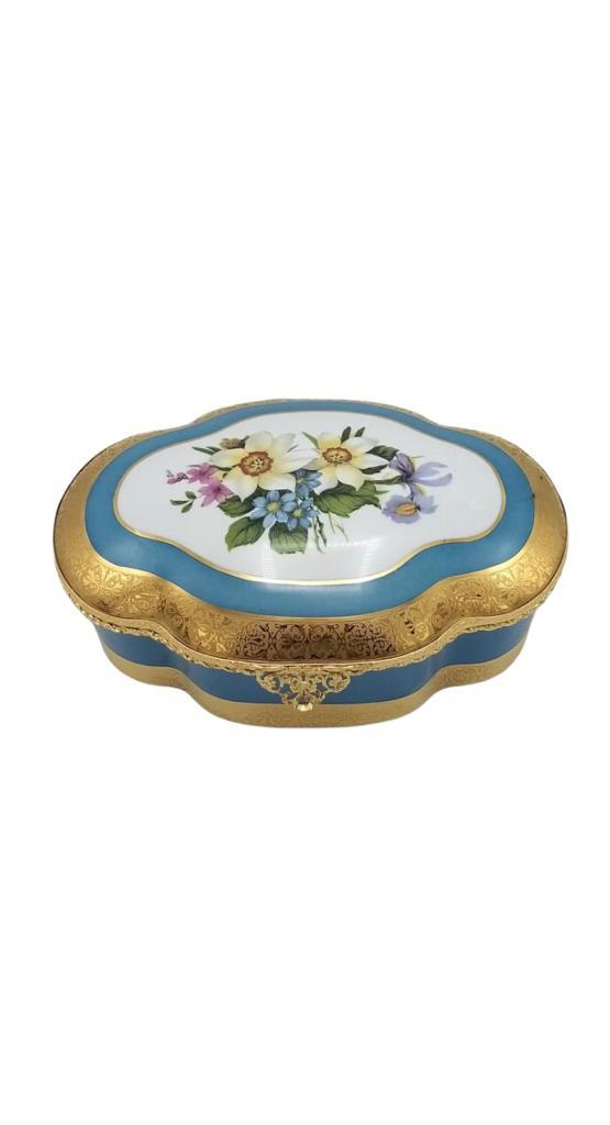 LİMOGES MAVİ KAPAKLI KUTU 30CM