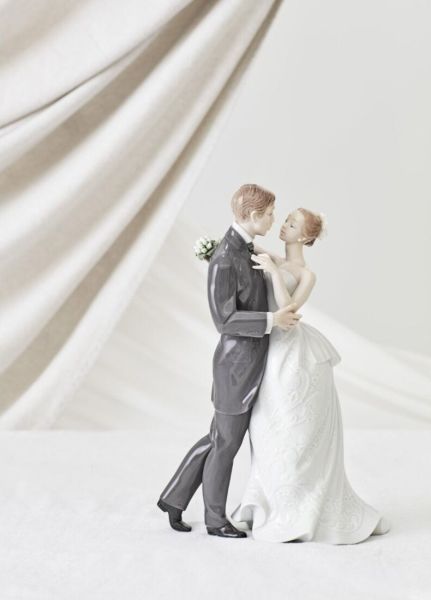 Lladro Lovers' Waltz