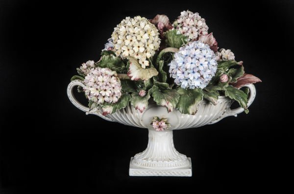 I BORBONE OVAL BAROQUE CUP HYDRANGEAS