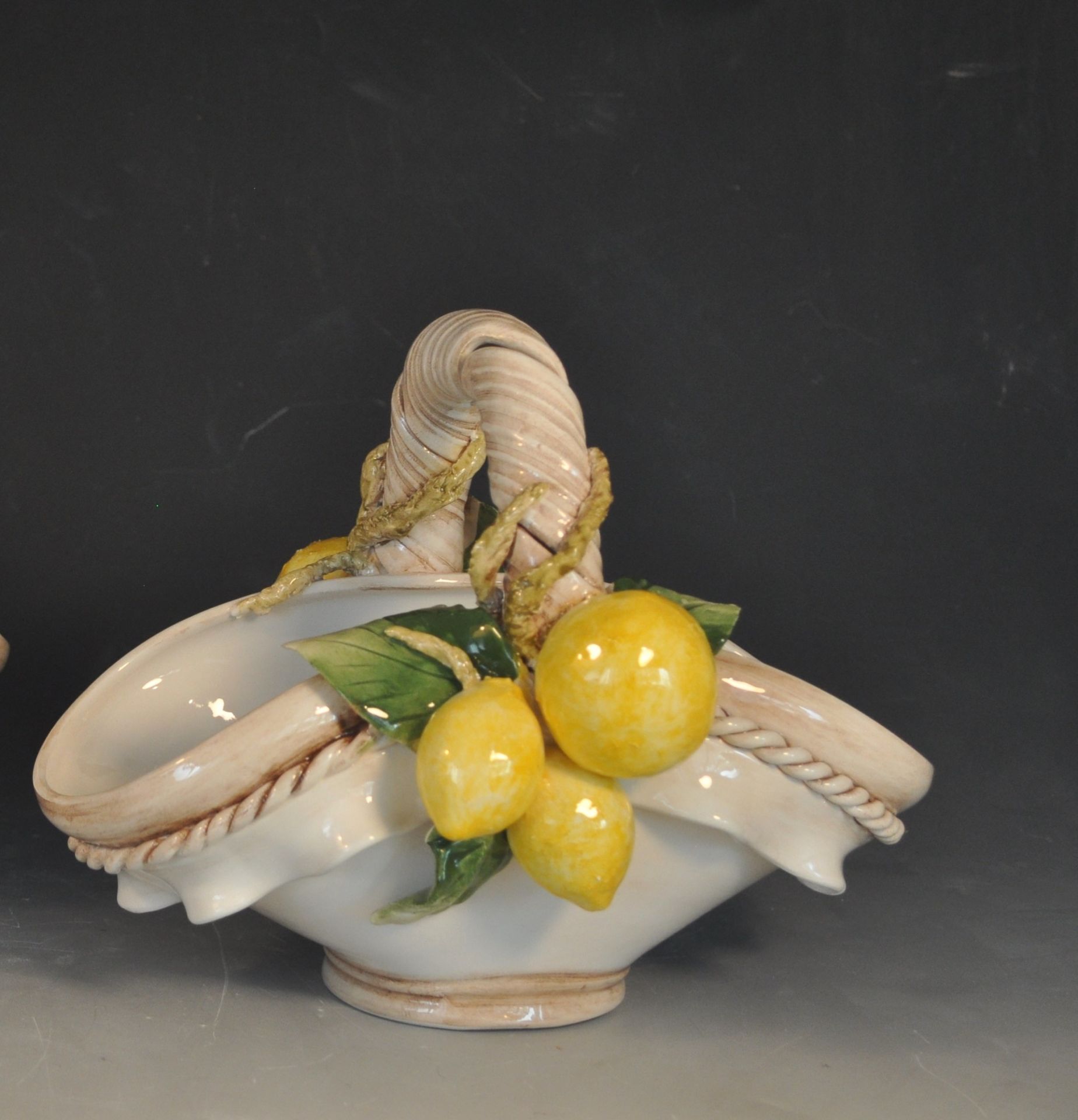 I BORBONE-EL İŞİ KAPODİMONTE  LİMON DEKORLU SEPETTEN KAP