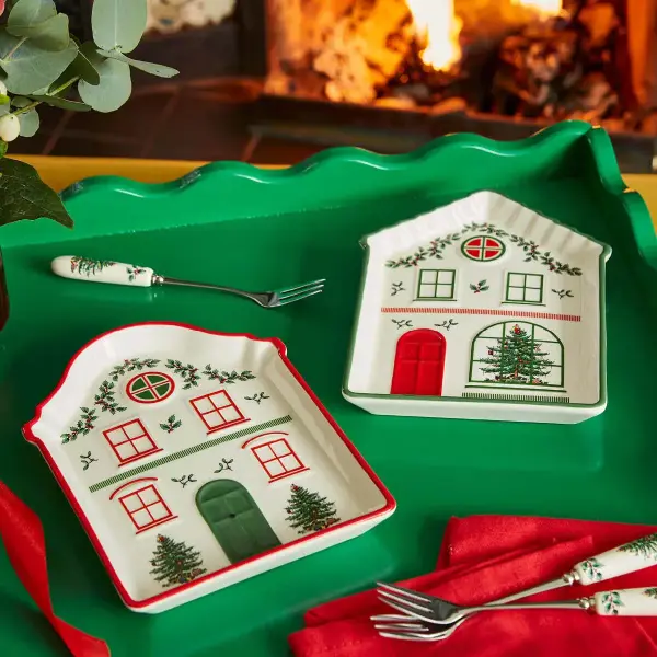 Spode Christmas Tree Villa Kırmızı Kenarlı İkram Tepsisi