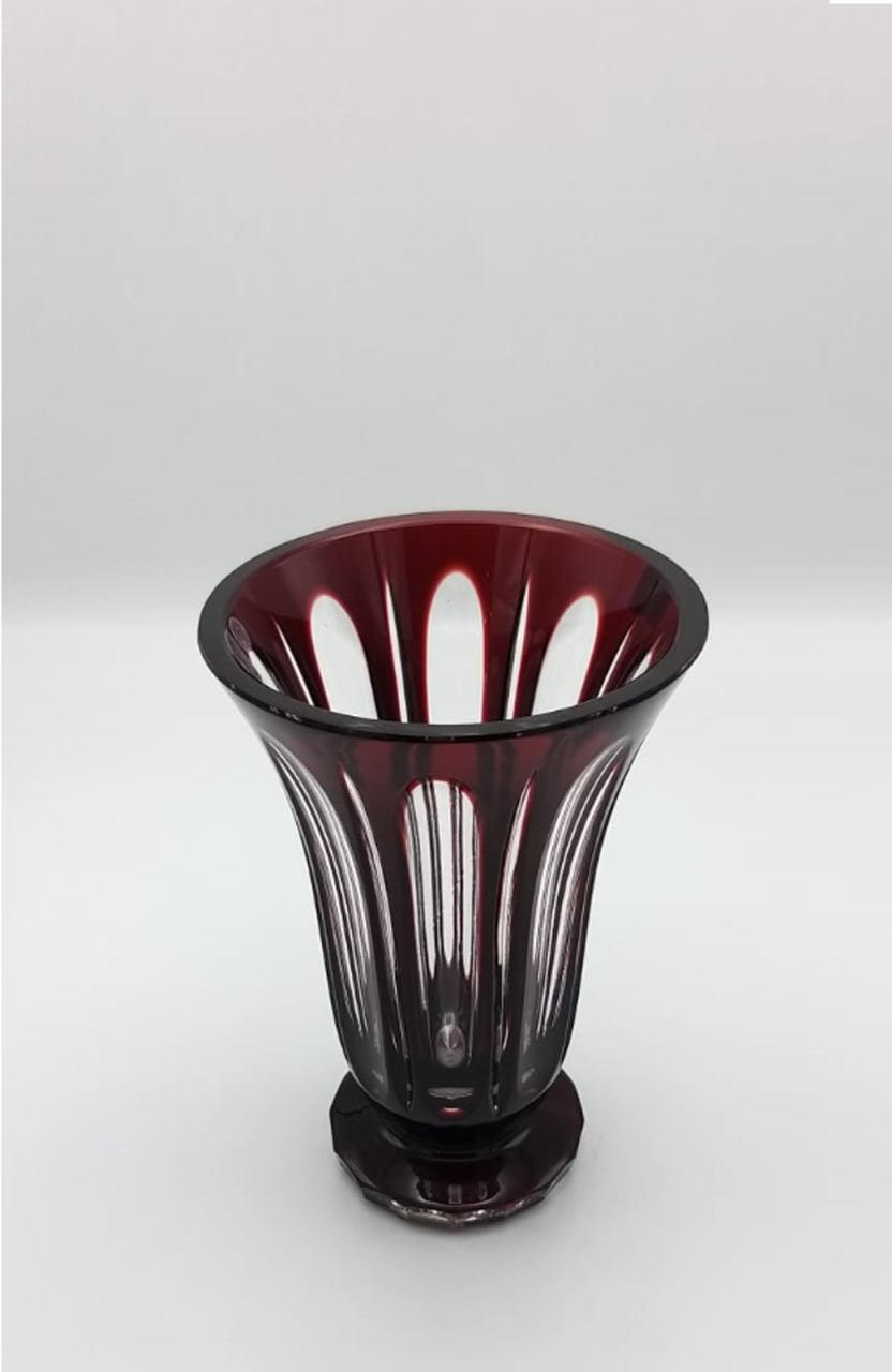 CAESAR- KRİSTAL VAZO- KIRMIZI RENKTE