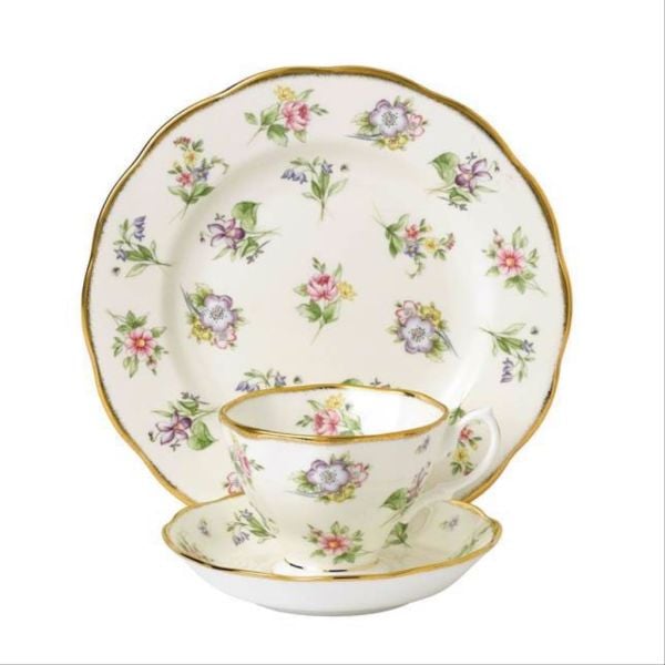 Wedgwood Royal Albert 100 YEARS 1920 Spring Meadow 3 Parça Set